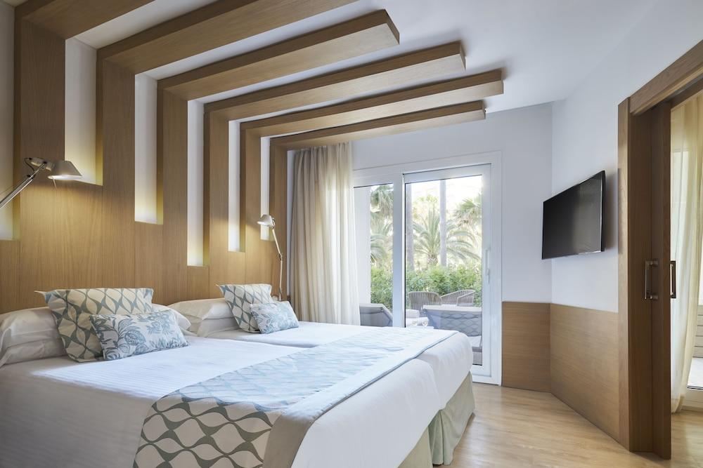 Pure Salt Garonda - Adults Only Hotel Playa de Palma  Exterior photo A room at the hotel