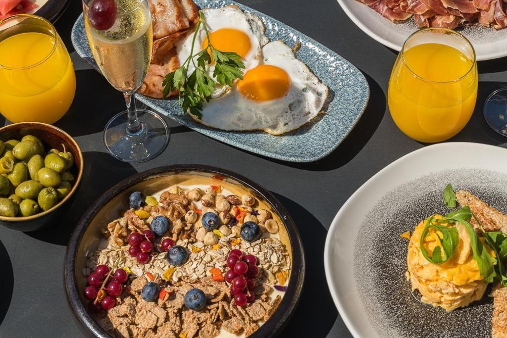 Pure Salt Garonda - Adults Only Hotel Playa de Palma  Exterior photo Breakfast at the Hotel