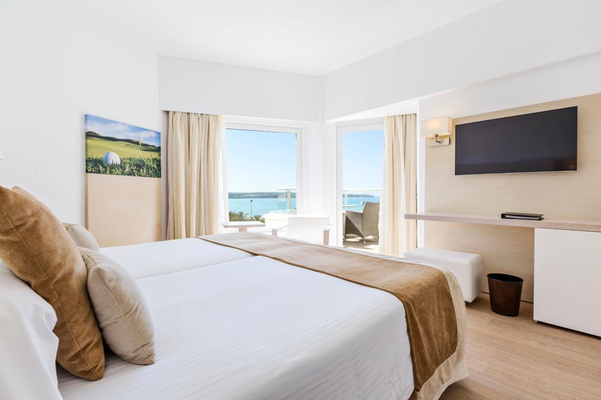 Pure Salt Garonda - Adults Only Hotel Playa de Palma  Exterior photo A room at the hotel